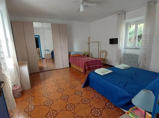Da Simona- Casa 4 Posti Letto + 4 Aggiuntivi Ferienhaus