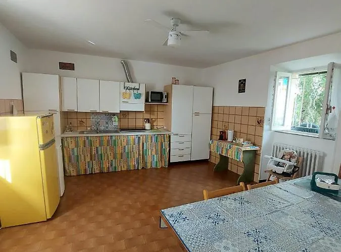 Da Simona- Casa 4 Posti Letto + 4 Aggiuntivi Ferienhaus